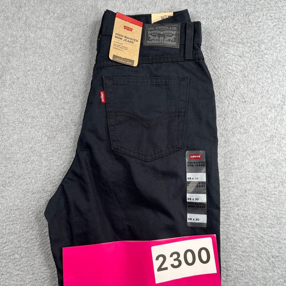 High Waisted Mom Jeans Relaxed Tapered Leg Black Womens Size 28x30 NEW NWT